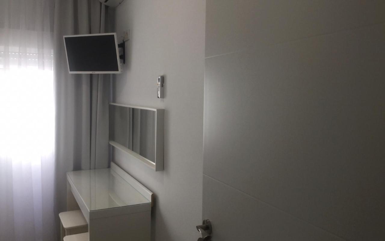 LIA Habitaciones Alicante Exterior foto